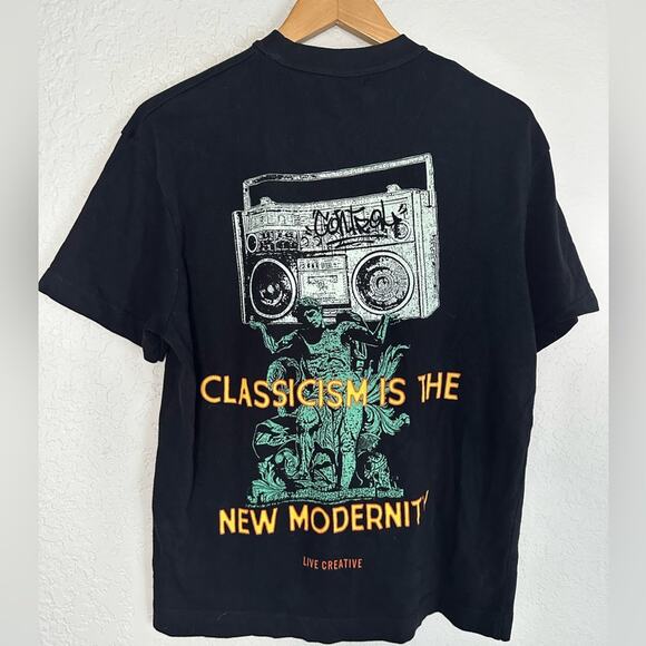 Classicism is the New Modernity Black Graphic T-Shirt Say Anything Boombox Y2K - Picture 1 of 5